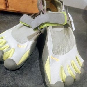 Vibram fivefingers mens shoes